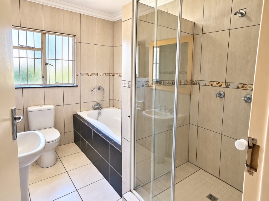 To Let 4 Bedroom Property for Rent in Fichardt Park Free State